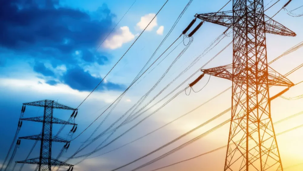 EU:n kirittävä sähköverkkojen yhteen liittämisessä