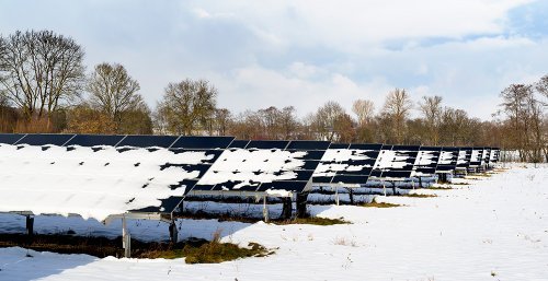 Tuottavatko aurinkopaneelit energiaa talvella?