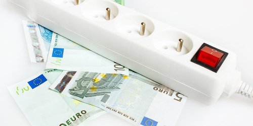 Sähköenergian hinta halpeni — vaikutukset lompakossa vähäiset