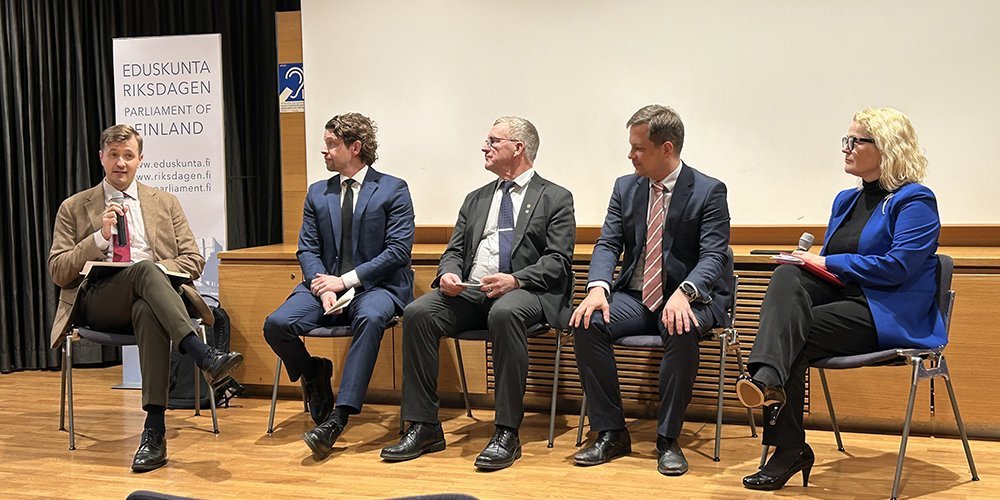 Tukien kanssa vai ilman?